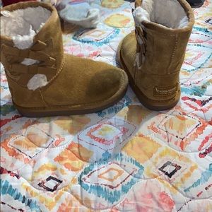 Kookaburra by UGG girls boots